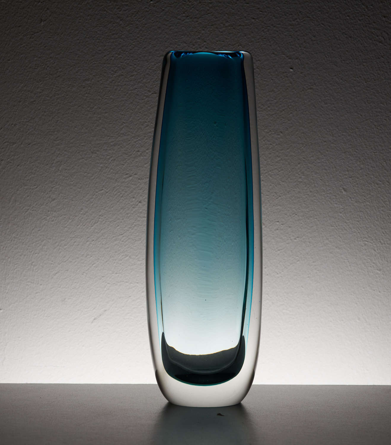 Catherine Hough - Contemporary Studio tri-form glass vase